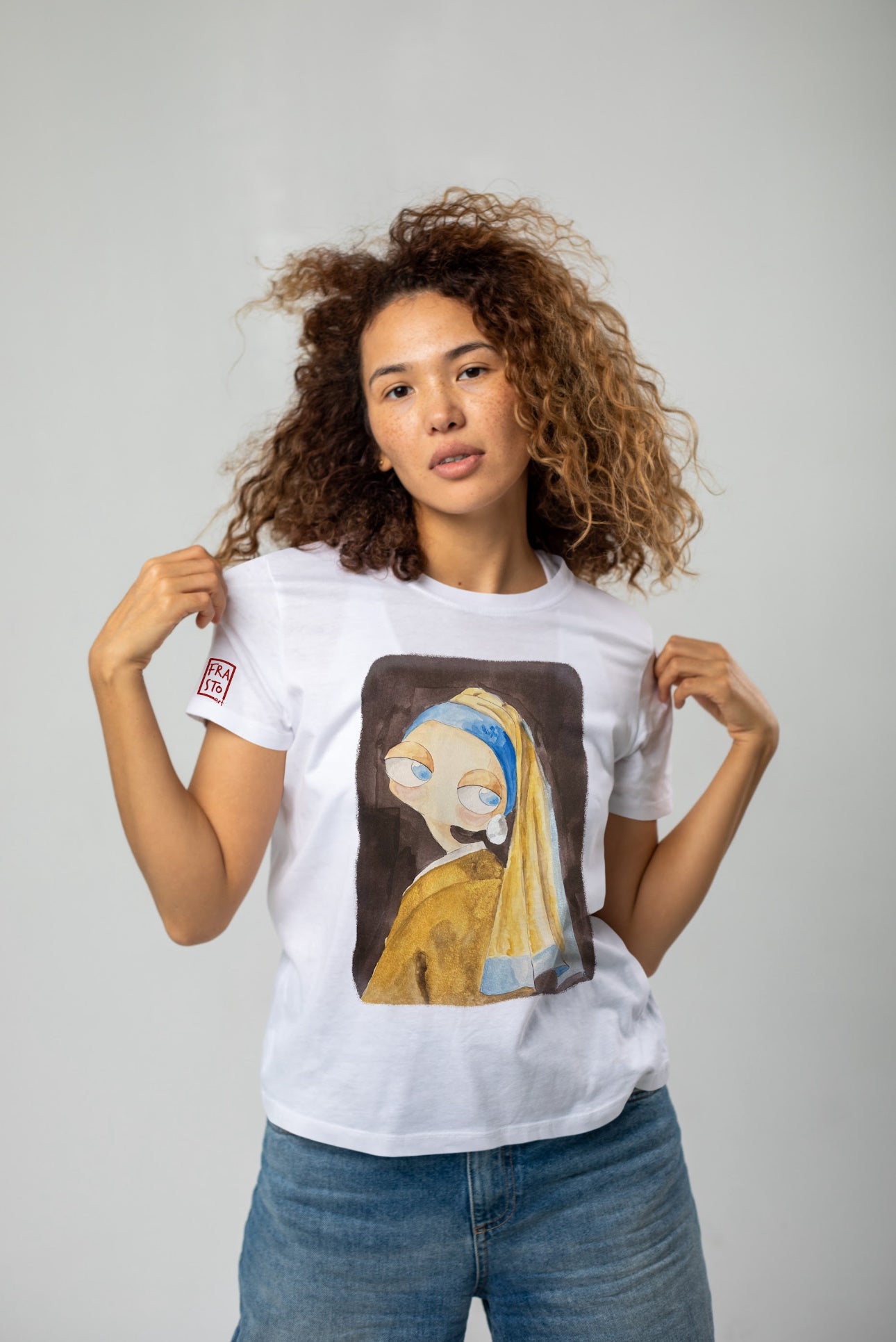 T-shirt La ragazza con l’orecchino